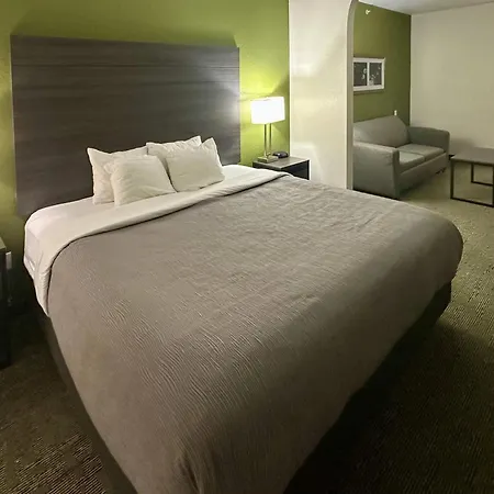 Quality Suites San Antonio Exterior photo